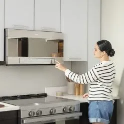 Four à Micro-ondes à Hotte Intégrée Haier Avec Cuisson Par Capteur, 1,6 Pi³, Inox -magasin d'appareils de cuisine 23086003c L