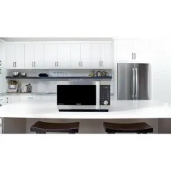 Galanz Four à Convection 3 En 1 SpeedWave, Micro-ondes Avec Cuisson Combinée, Acier Inoxydable, 1,6 Pi3, 1000 W -magasin d'appareils de cuisine 330727504 AlternateImage4 l